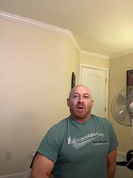 Snapshot of brotein369 chatting on 02/18/26, 08:43 brotein369 online show from 02/18/26, 08:43