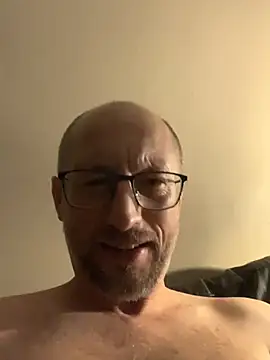 Snapshot of Rosbif69 chatting on 07/21/26, 11:18 Rosbif69 online show from 07/21/26, 11:18