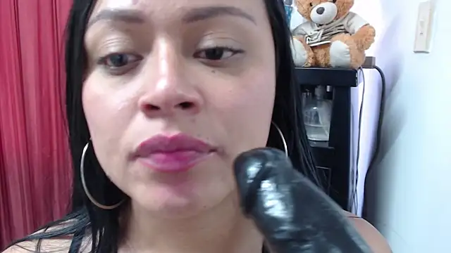 gabriela grace online show from 02/05/25, 11:50