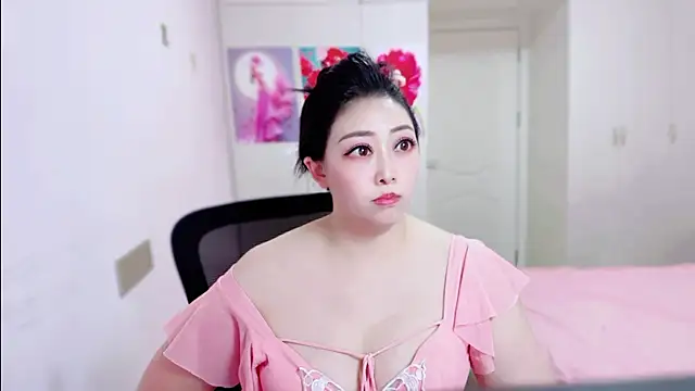Snapshot of Lili-baby chatting on 07/24/26, 06:55 Lili-baby online show from 07/24/26, 06:55