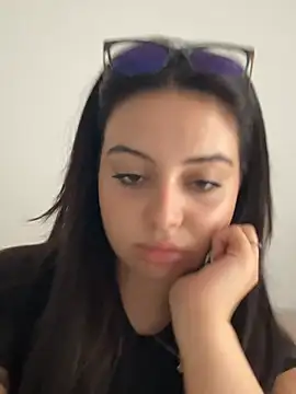 Snapshot of Marialuvvv chatting on 07/27/26, 06:20 Marialuvvv online show from 07/27/26, 06:20