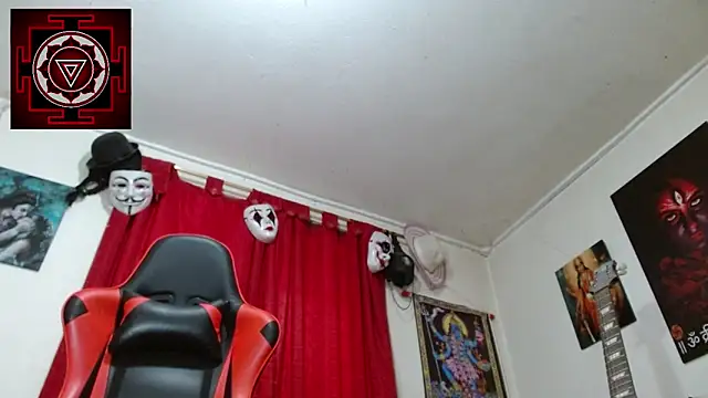 Amanda Valeska online show from 09/11/25, 04:51