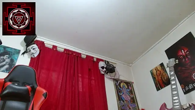 Amanda Valeska online show from 04/19/26, 06:10