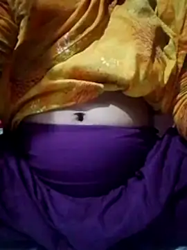 Snapshot of Bangla_girl chatting on 07/24/26, 05:33 Bangla girl online show from 07/24/26, 05:33