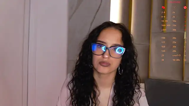Snapshot of betty_baretty chatting on 07/25/26, 04:26 betty baretty online show from 07/25/26, 04:26