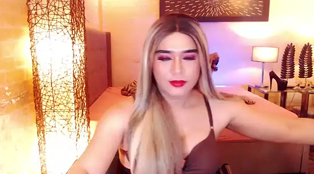 Snapshot of BigCumHuntersxx chatting on 03/13/25, 04:34 BigCumHuntersxx online show from 03/13/25, 04:34