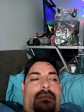 robredoj online show from 12/22/25, 01:02