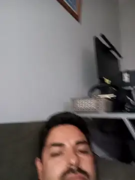 robredoj online show from 01/11/26, 02:05