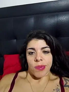 LUNA x19 online show from 07/25/26, 11:57