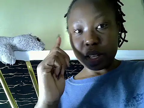 Misslovvie online show from 07/25/26, 08:28
