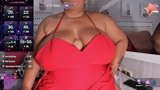 Snapshot of Dajanaaroa chatting on 02/14/25, 07:54 Dajanaaroa online show from 02/14/25, 07:54