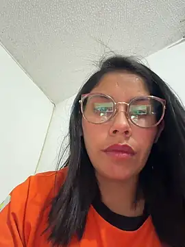 Mia roux21 online show from 07/25/26, 06:11