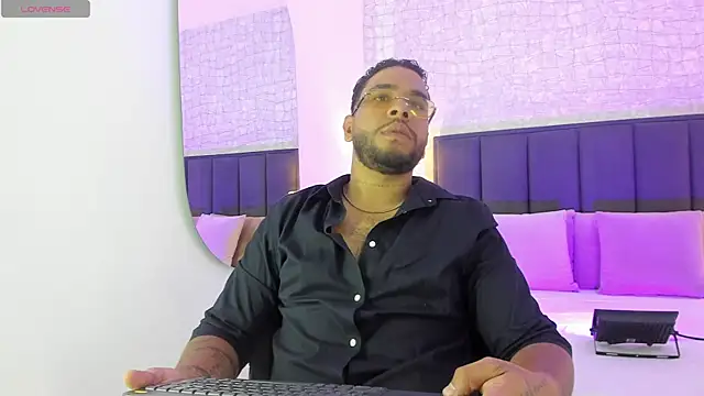 Jacksson Miller  online show from 08/03/26, 10:02