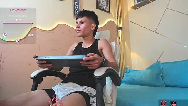 Thiiago xxx online show from 07/25/26, 02:14