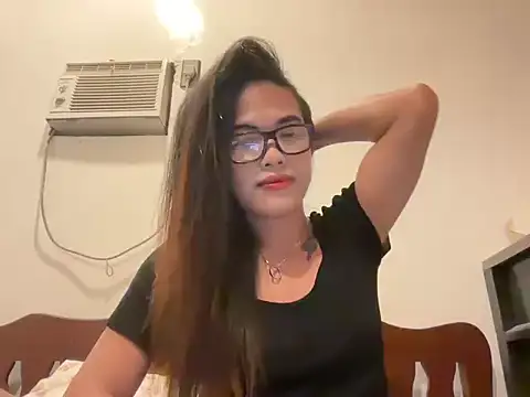  yoursweetjasmine  online show from 07/25/26, 03:26