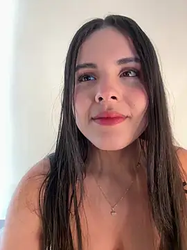 Snapshot of IvyValentine chatting on 10/23/25, 07:01 IvyValentine online show from 10/23/25, 07:01