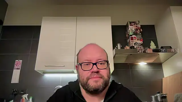 theitalianbear online show from 04/23/26, 03:19