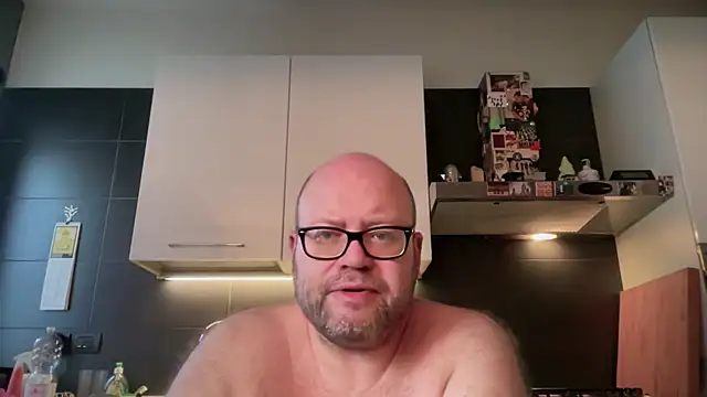 theitalianbear online show from 06/02/26, 04:03