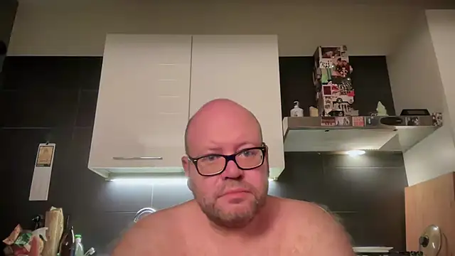 theitalianbear online show from 06/30/26, 02:45