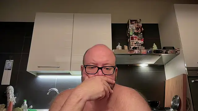 theitalianbear online show from 07/10/26, 03:00