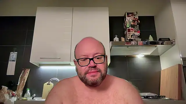 theitalianbear online show from 07/15/26, 02:28