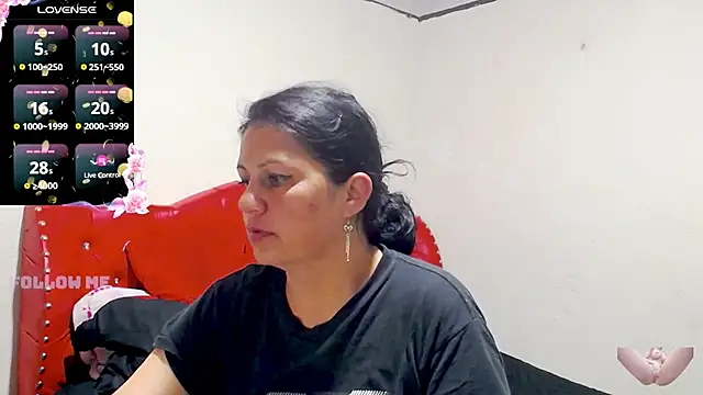 Snapshot of sexy_jhoan88 chatting on 11/23/25, 10:04 sexy jhoan88 online show from 11/23/25, 10:04