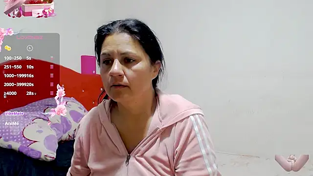 Snapshot of sexy_jhoan88 chatting on 12/01/25, 11:37 sexy jhoan88 online show from 12/01/25, 11:37