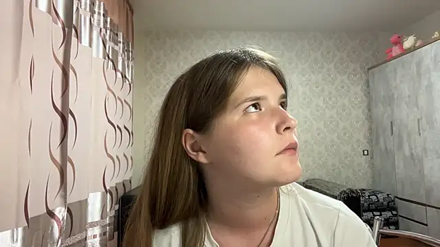 FayePapakostas online show from 07/27/26, 08:54
