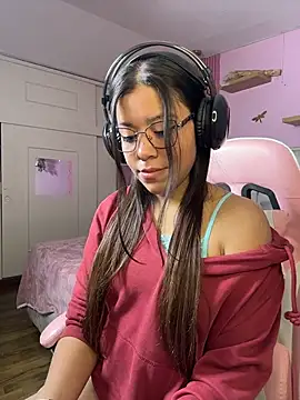 Dayan Mora online show from 07/28/26, 01:34