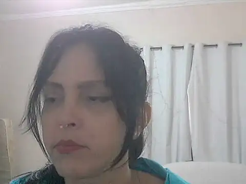 Snapshot of isabellaaa_bby chatting on 08/07/26, 01:35 isabellaaa bby online show from 08/07/26, 01:35