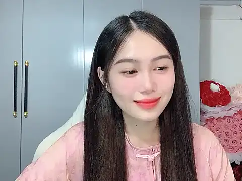 Snapshot of Bella488 chatting on 07/31/26, 05:45 Bella488 online show from 07/31/26, 05:45