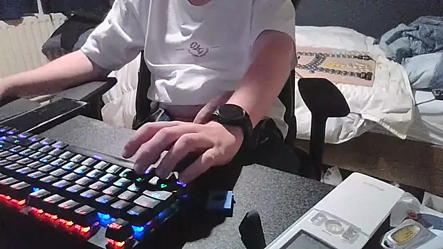 willemBertussen08 online show from 07/29/26, 01:53