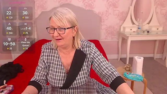 LadyAlana online show from 04/21/26, 10:23