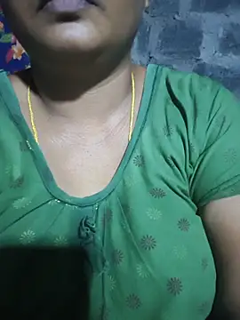 Snapshot of lilly-sexy chatting on 08/01/26, 03:55 lilly-sexy online show from 08/01/26, 03:55