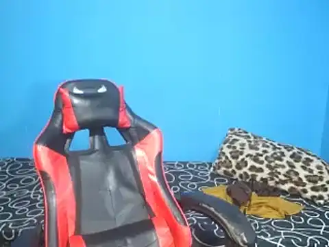 Snapshot of venustheg0ddess chatting on 01/16/25, 12:45 venustheg0ddess online show from 01/16/25, 12:45