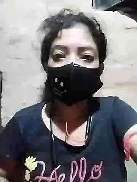 Snapshot of Magic-heart2 chatting on 08/01/26, 08:08 Magic-heart2 online show from 08/01/26, 08:08