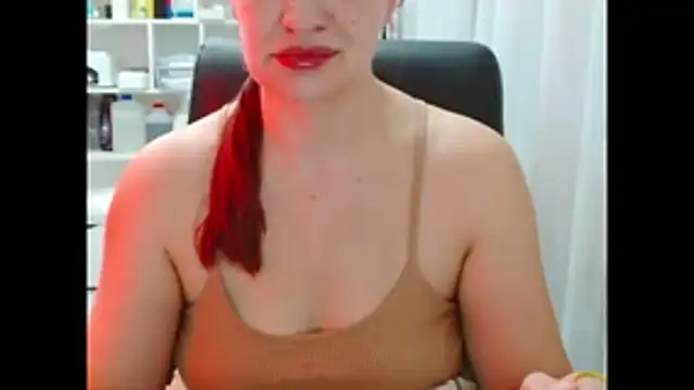 Fire girl35 online show from 08/07/26, 09:28