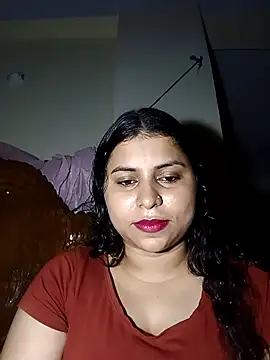 Snapshot of Subrina100 chatting on 08/03/26, 06:00 Subrina100 online show from 08/03/26, 06:00