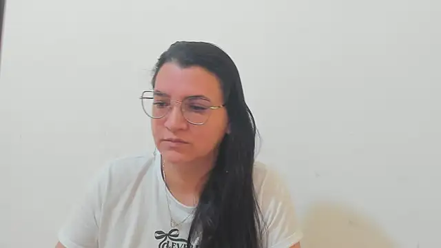 MARILYN GARCIA online show from 12/02/25, 04:57