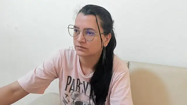 MARILYN GARCIA online show from 01/09/26, 05:15