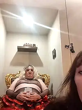 FrenchBdsm online show from 08/06/26, 07:38