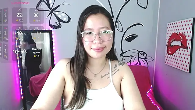 Snapshot of BabyAkemi chatting on 08/07/26, 12:40 BabyAkemi online show from 08/07/26, 12:40