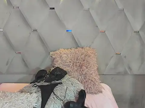 Snapshot of SexyAlondraa chatting on 08/07/26, 10:01 SexyAlondraa online show from 08/07/26, 10:01