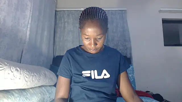 Snapshot of leanna23 chatting on 02/08/25, 12:38 leanna23 online show from 02/08/25, 12:38