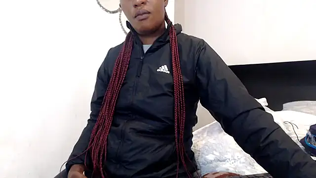 Snapshot of leanna23 chatting on 02/20/25, 07:34 leanna23 online show from 02/20/25, 07:34