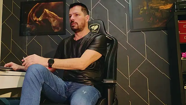 ChrisKox online show from 01/31/25, 08:11