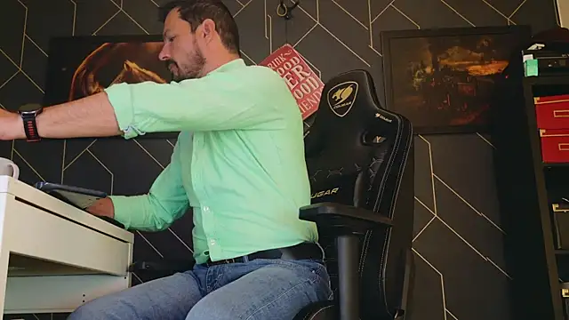 ChrisKox online show from 03/22/25, 09:31