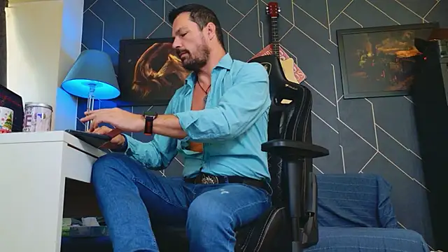 ChrisKox online show from 09/18/25, 06:59