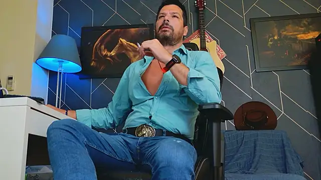 ChrisKox online show from 09/28/25, 01:11