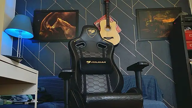 ChrisKox online show from 09/30/25, 02:11